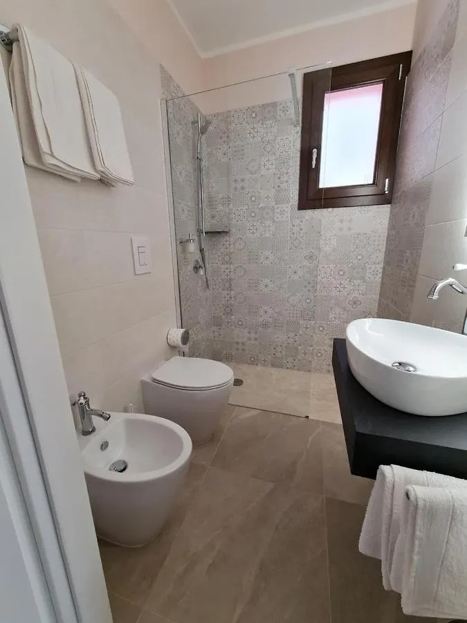 Guest house Le Anfore Di Nora Domo Pula